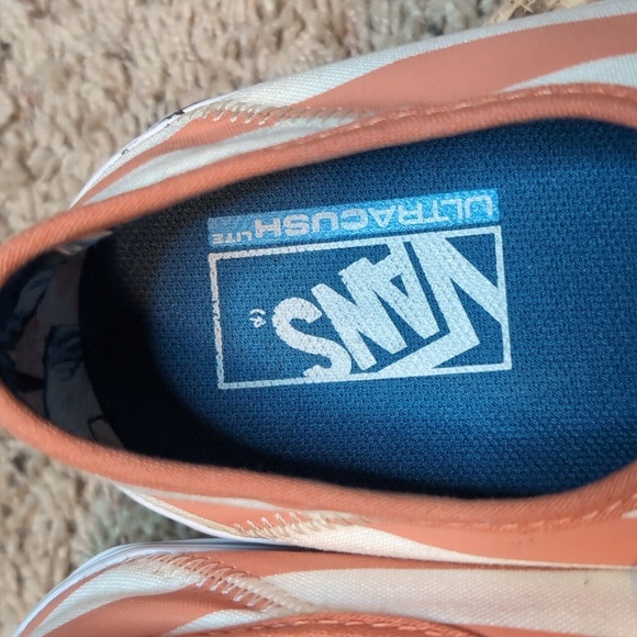 VANS Off the Wall UltraCush Stripe Tennis Shoe EUC SZ 7.5 - Picture 10 of 12